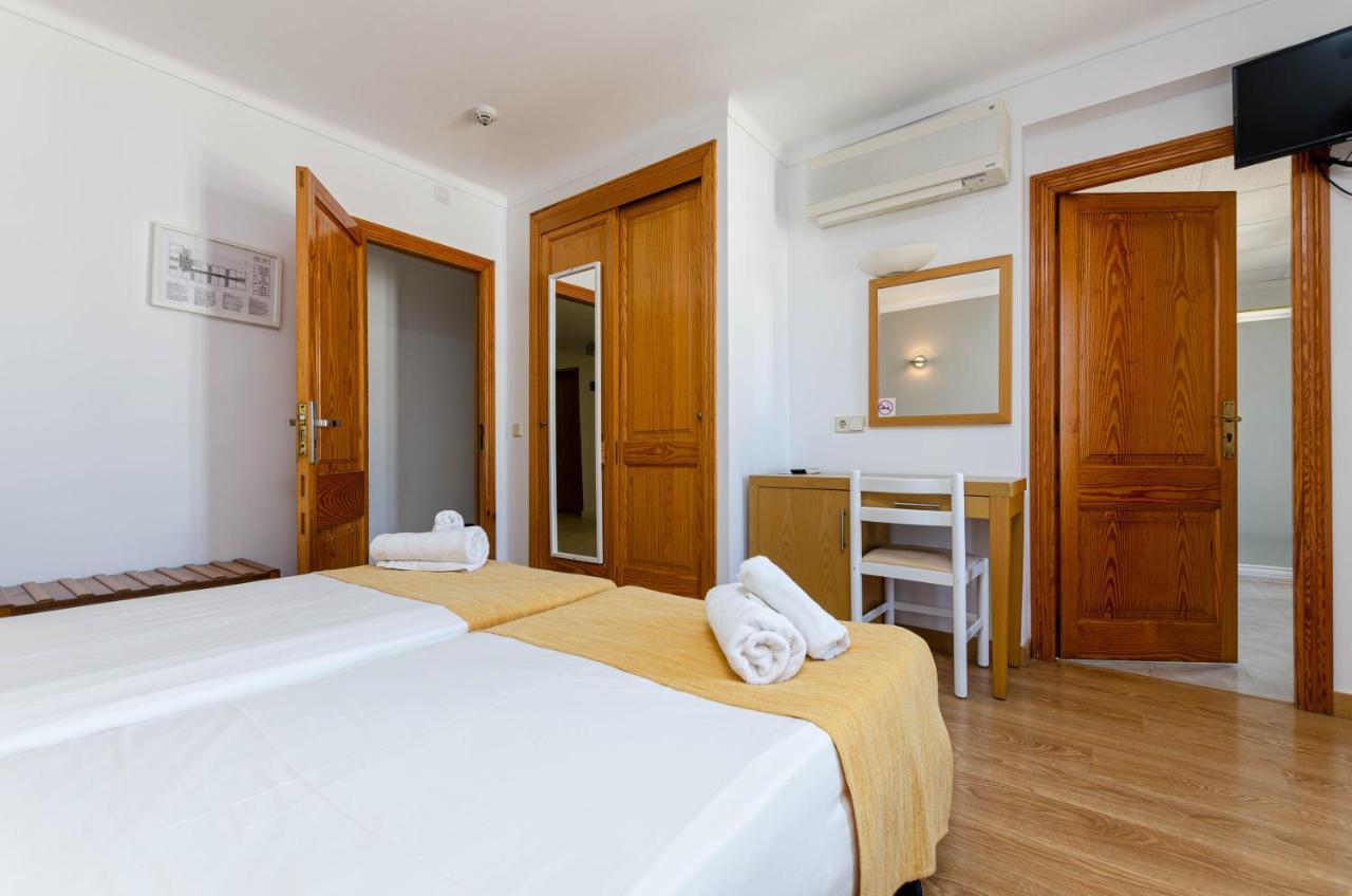 Double Room with Private Bathroom,1310004766:JPEG